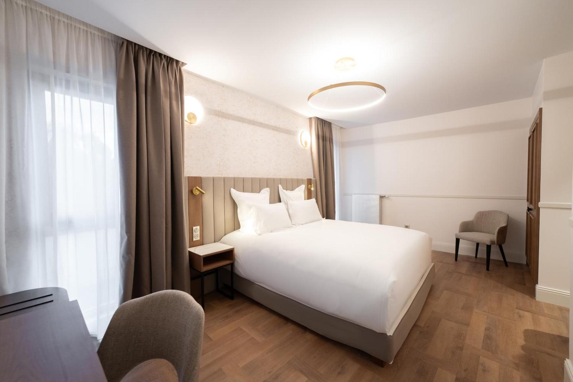 Hotel Margaux Épernay Esterno foto